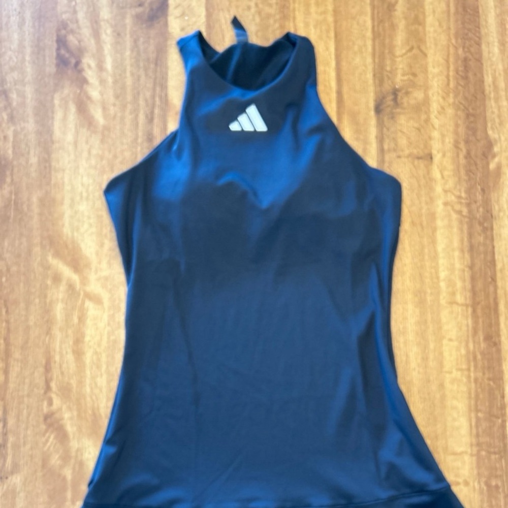 Adidas tennis s dress new with a tag